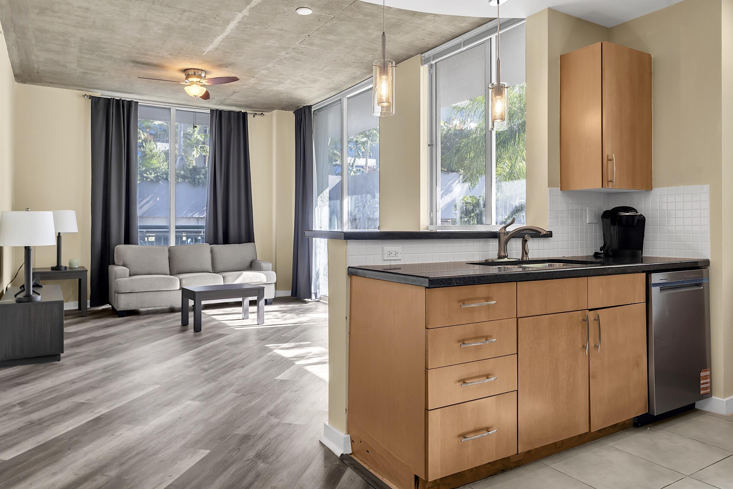 EDGE CONDO - Residential