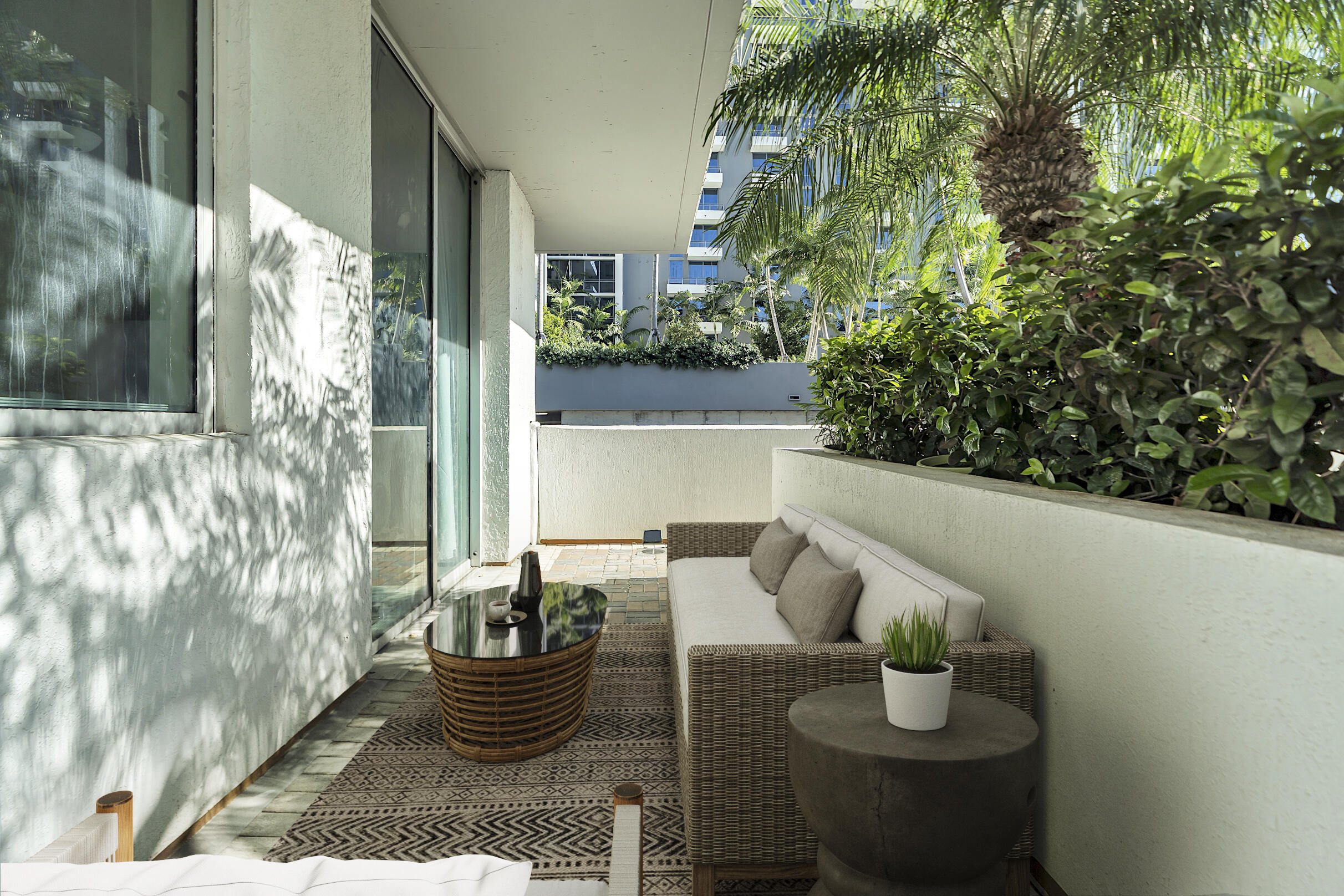 EDGE CONDO - Residential