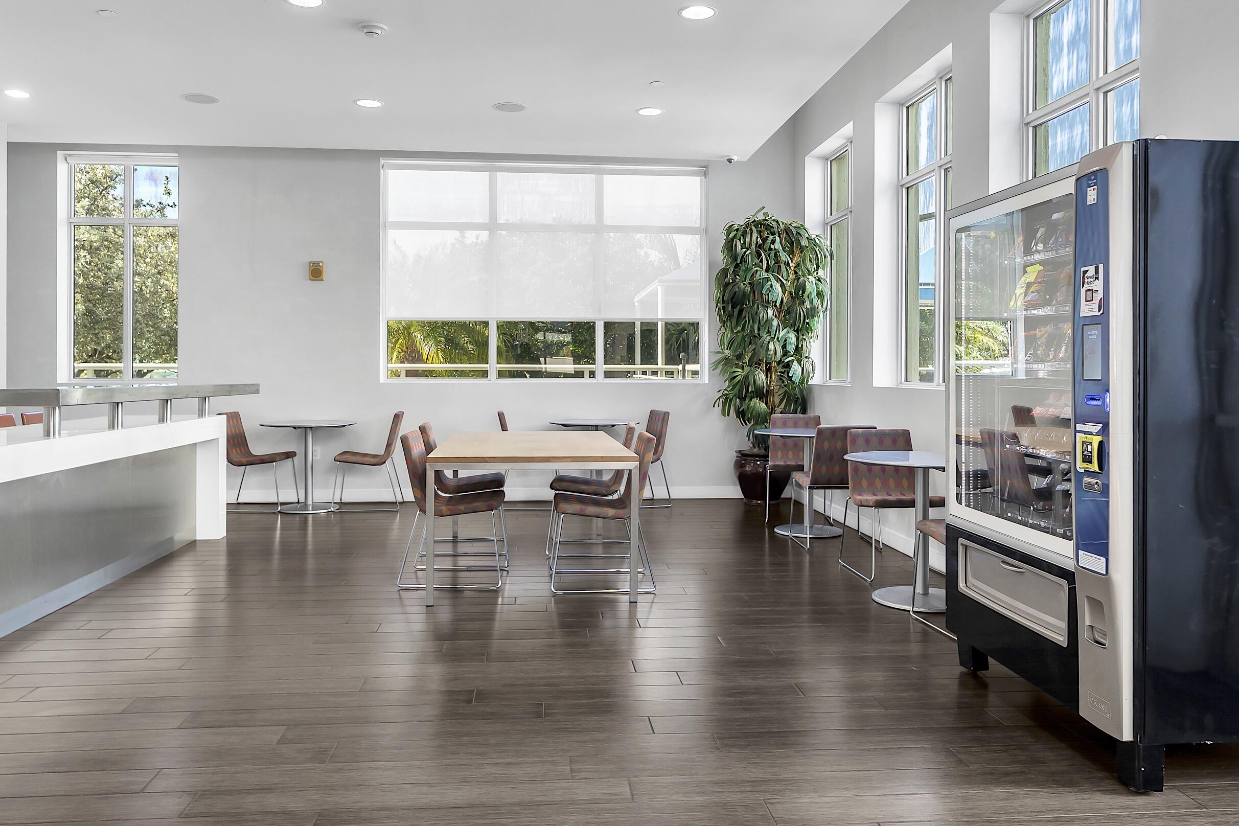 EDGE CONDO - Residential