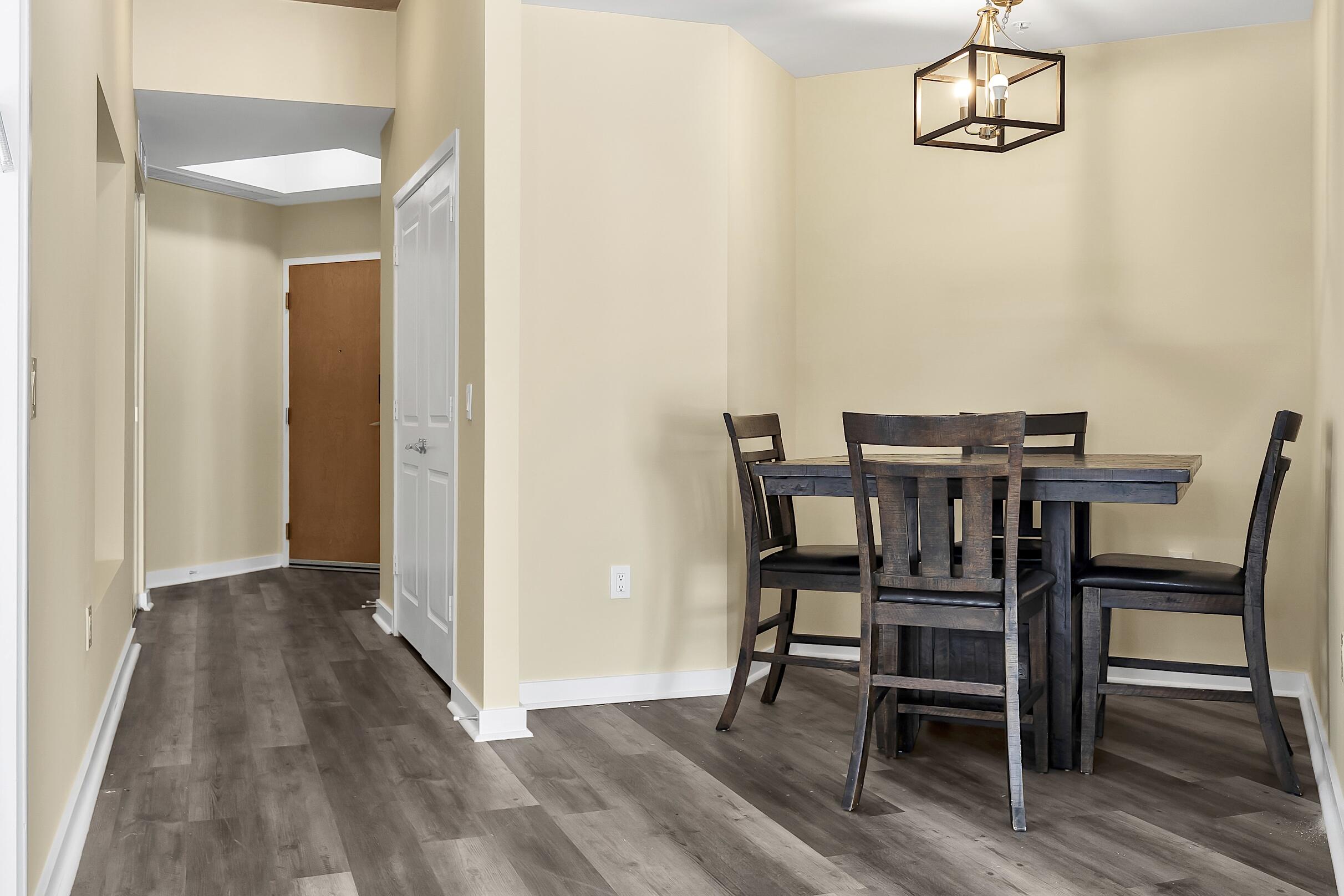 300 S Australian Avenue 618