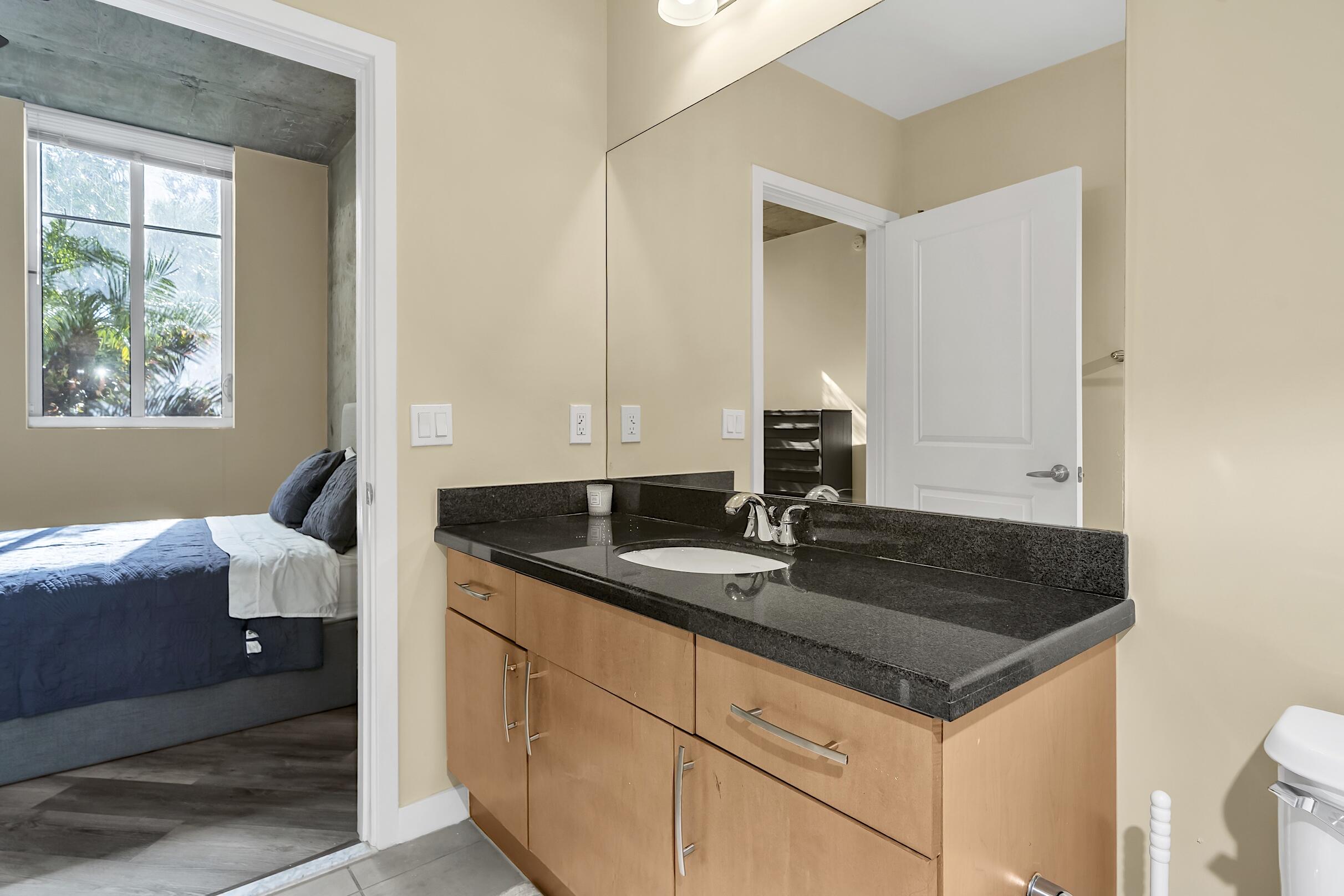 EDGE CONDO - Residential