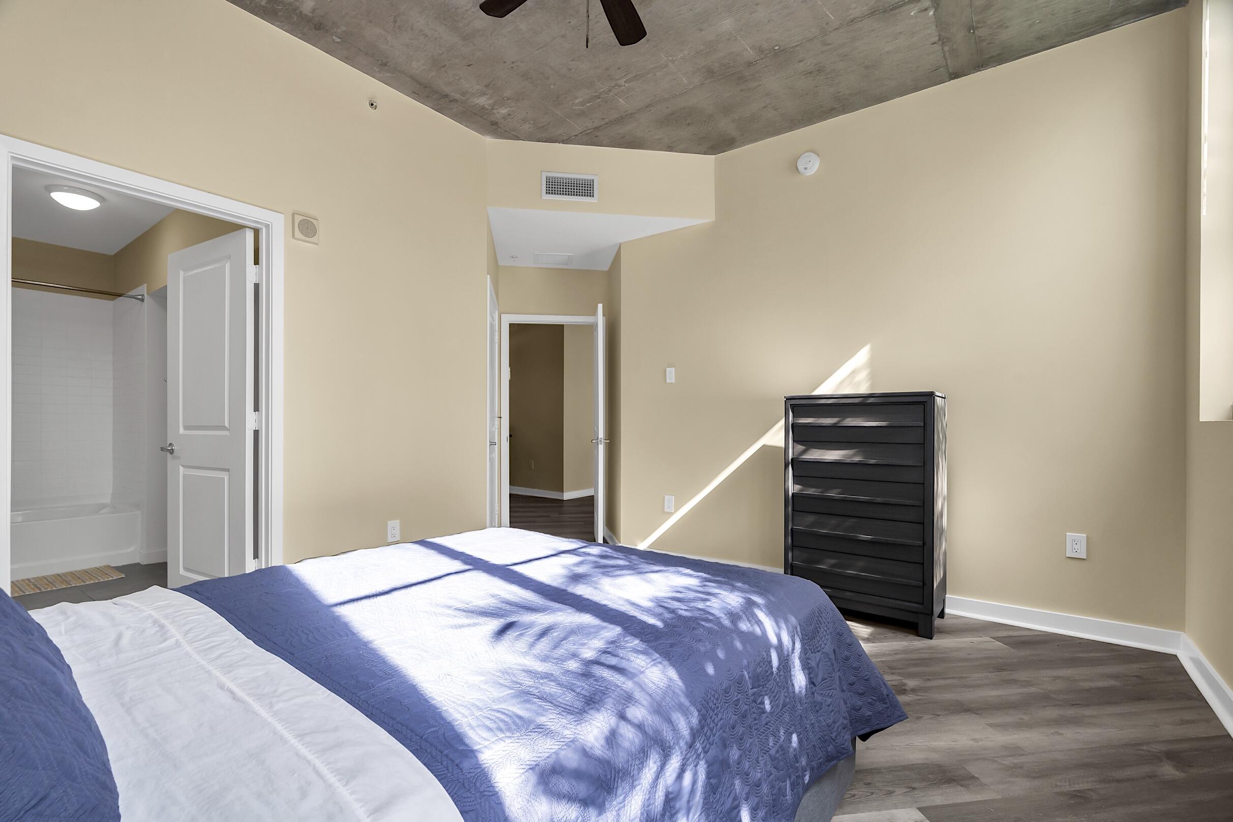 EDGE CONDO - Residential