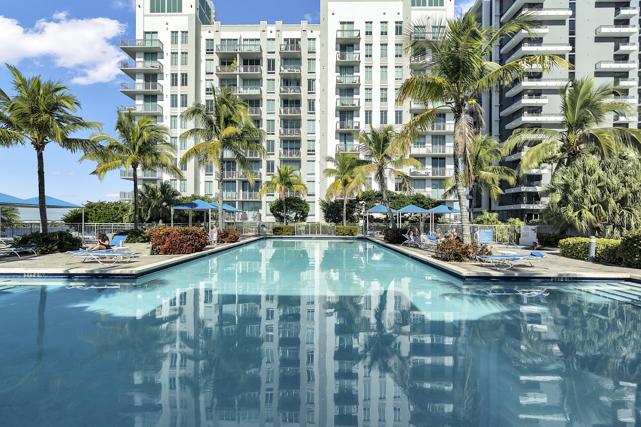 EDGE CONDO - Residential