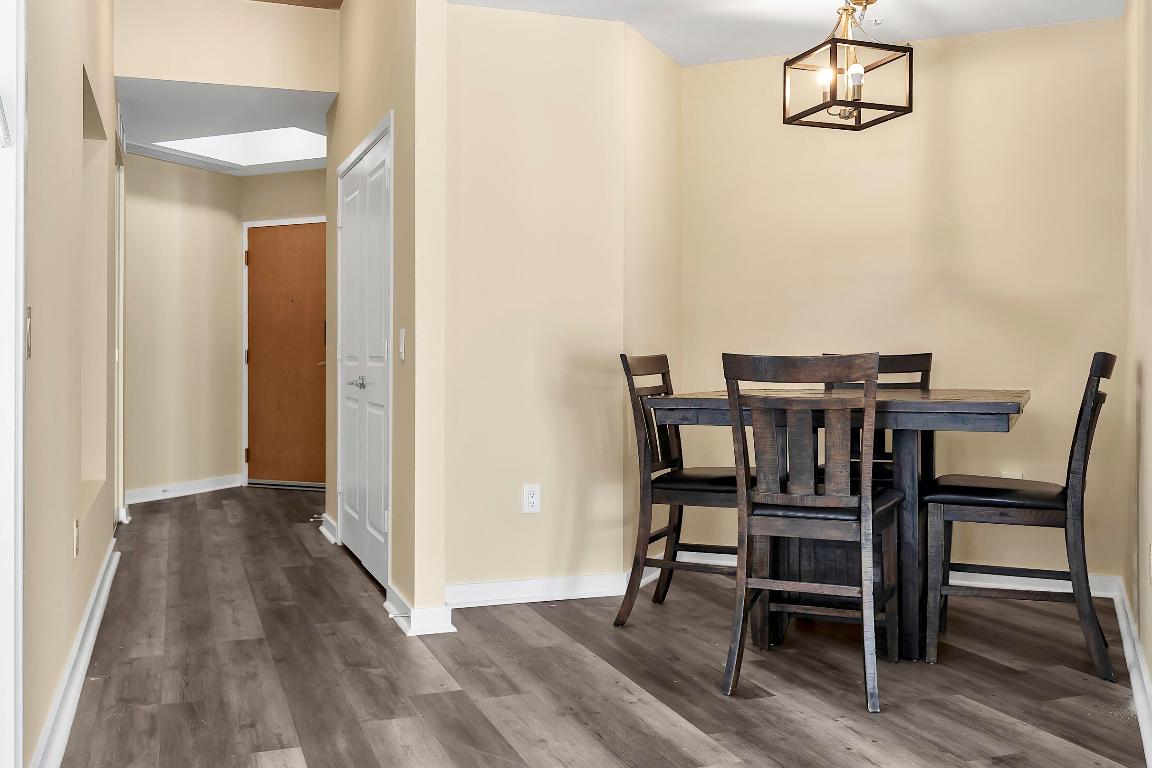 300 S Australian Avenue 618