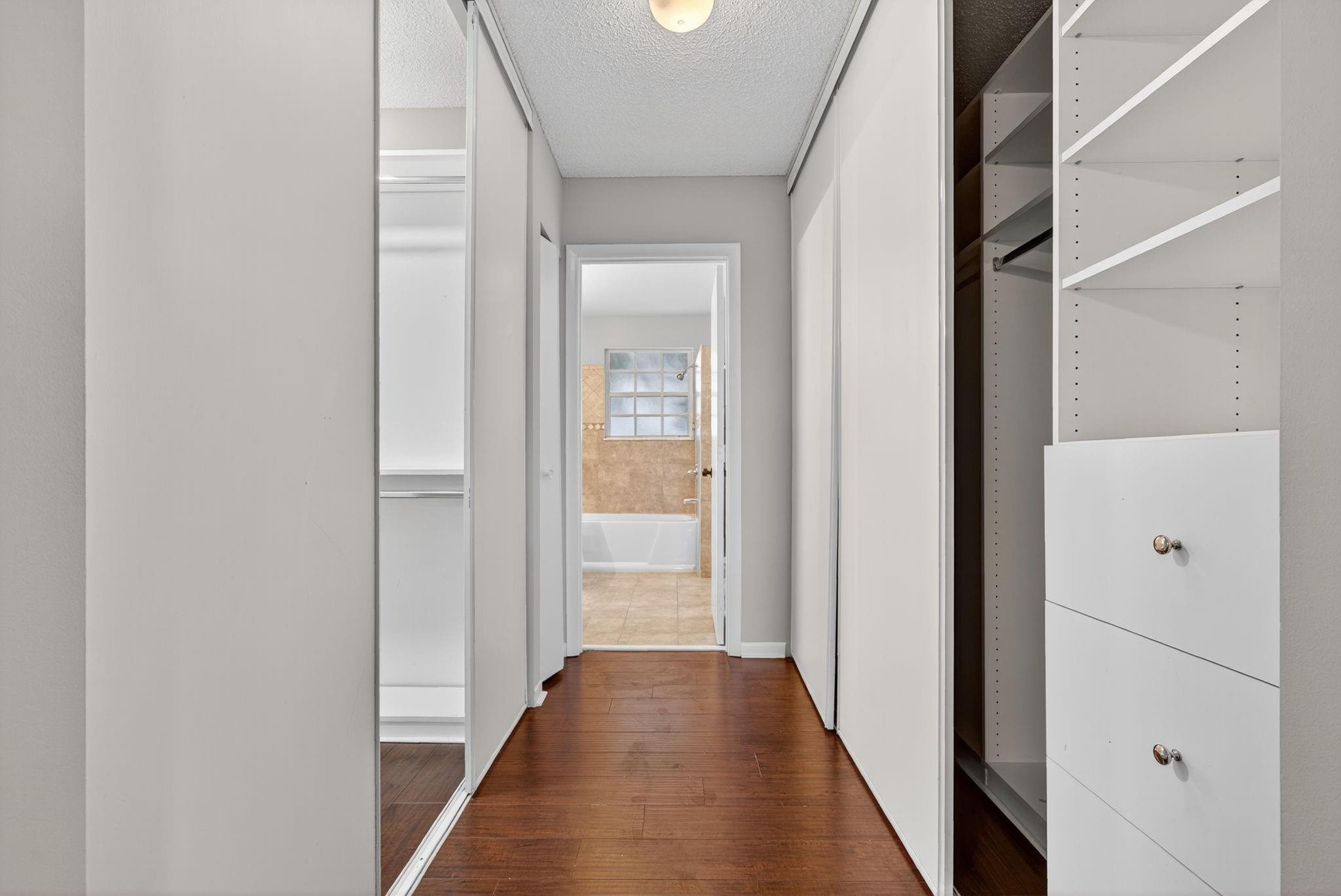 GOVERNORS WALK - Residential