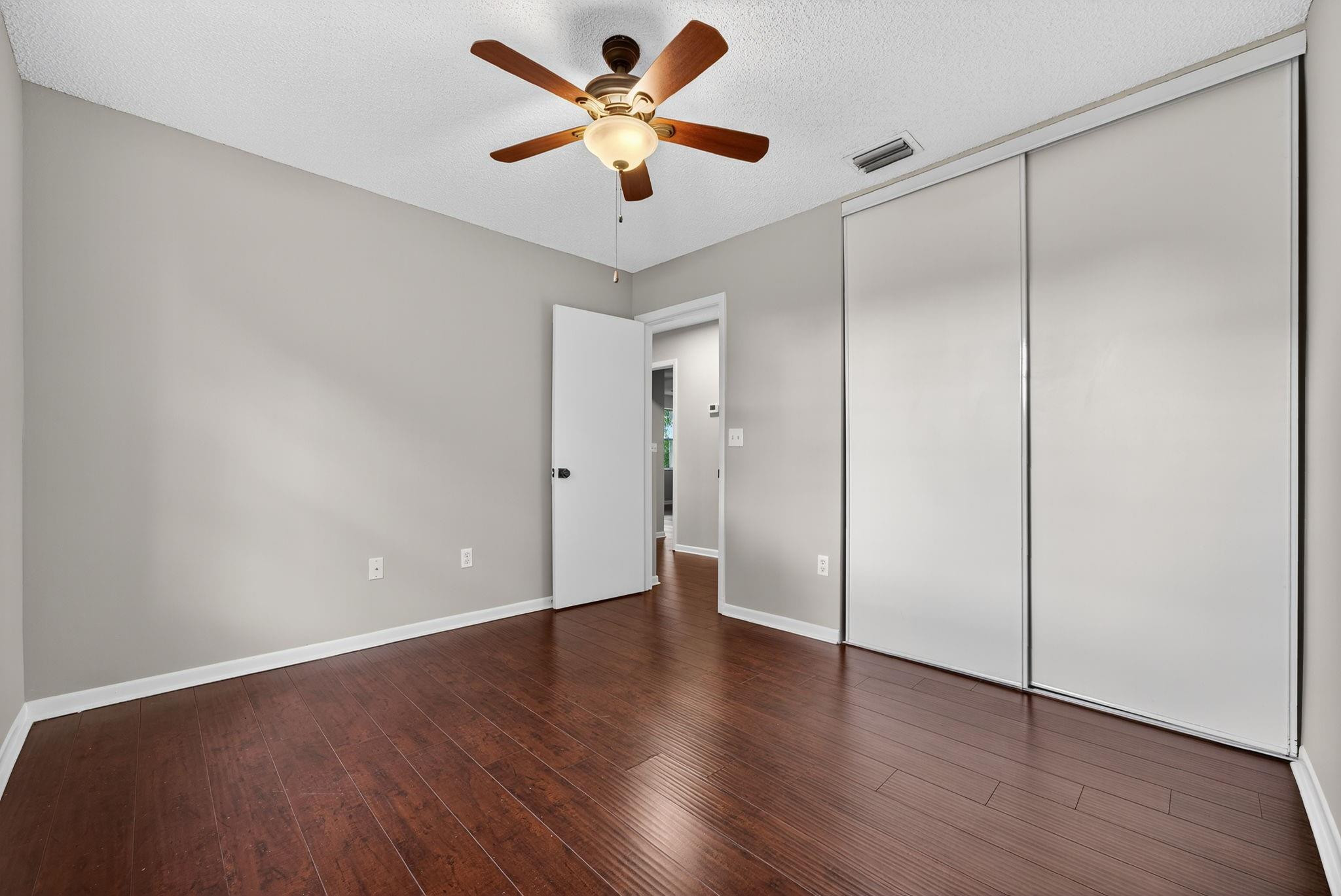 GOVERNORS WALK - Residential