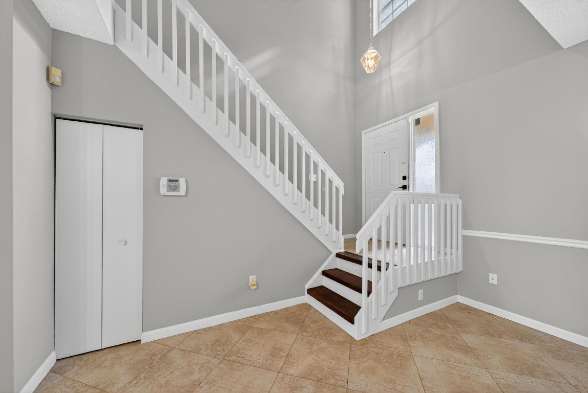 GOVERNORS WALK - Residential