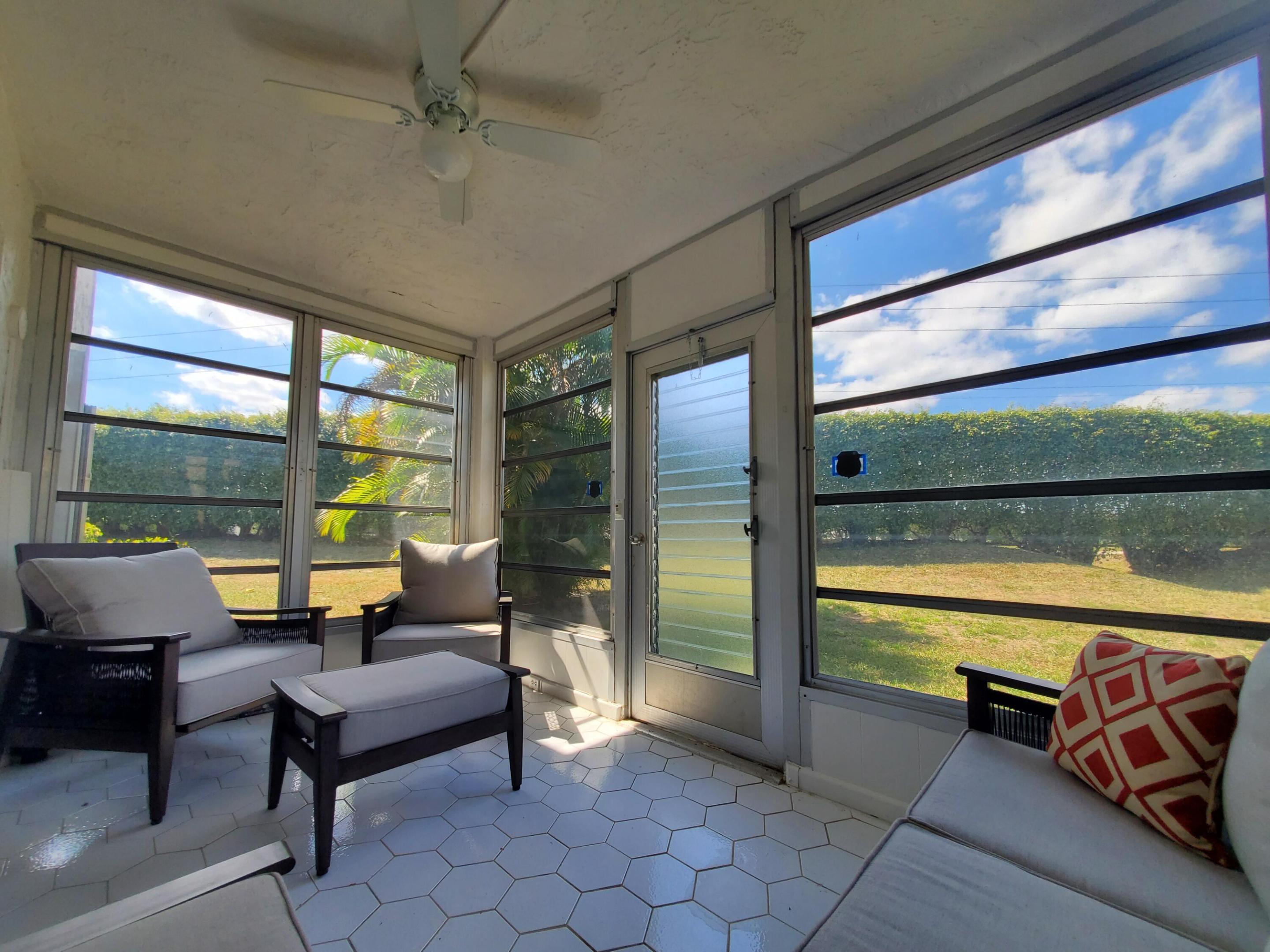 PALM GREENS AT VILLA DEL RAY CONDO II - Residential