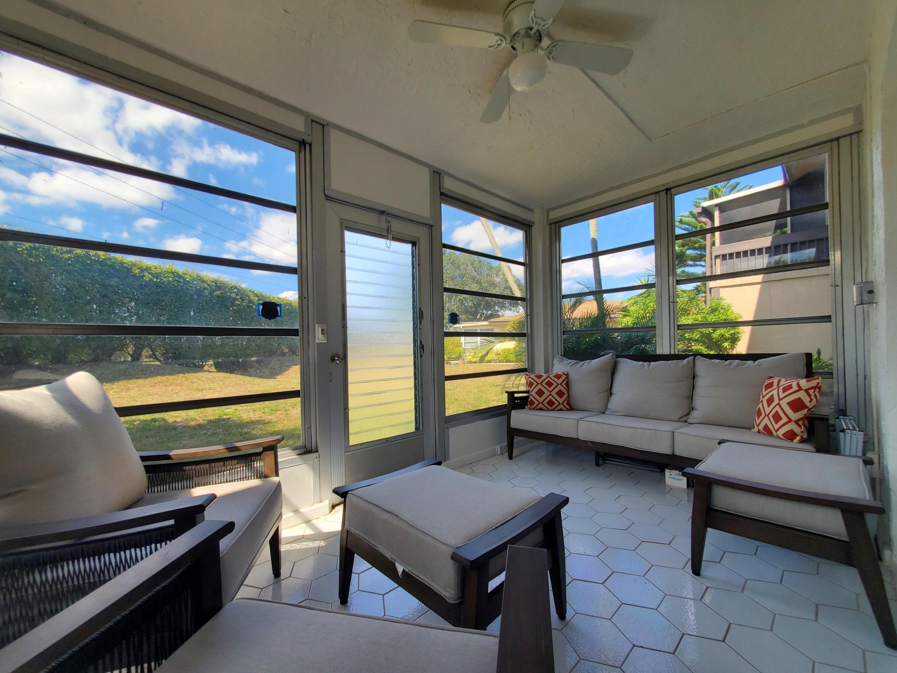 PALM GREENS AT VILLA DEL RAY CONDO II - Residential