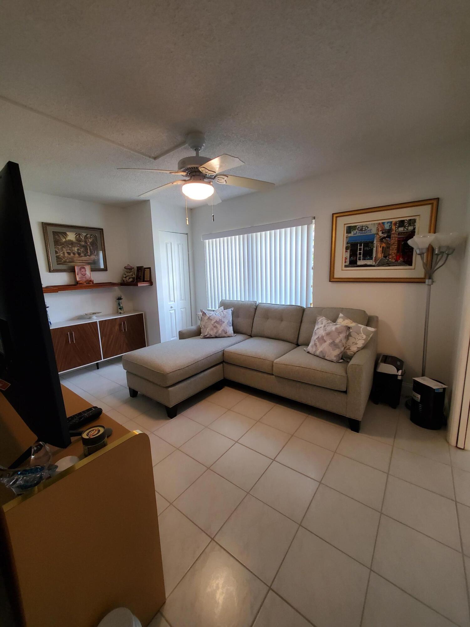 PALM GREENS AT VILLA DEL RAY CONDO II - Residential