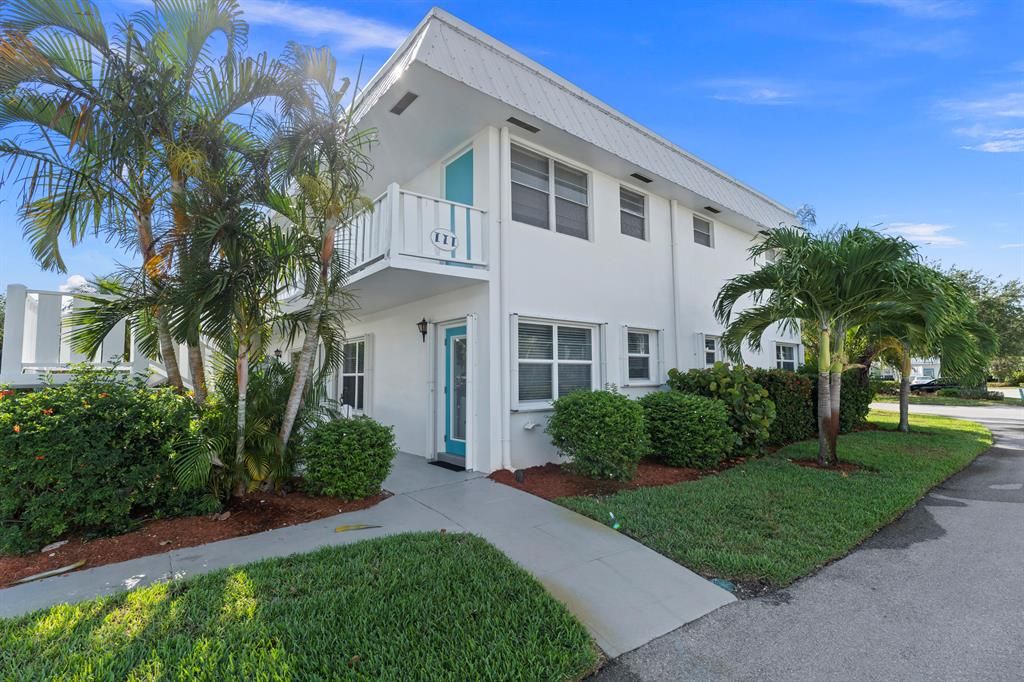 Photo of 2929 SE Ocean Boulevard #1111, Stuart, FL 34996 (MLS # R10714347)