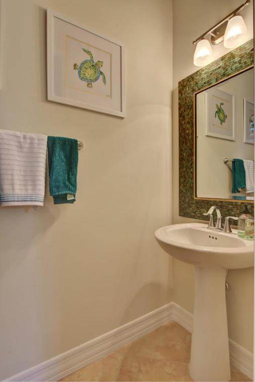 Barefoot Beach Villas - Residential Lease