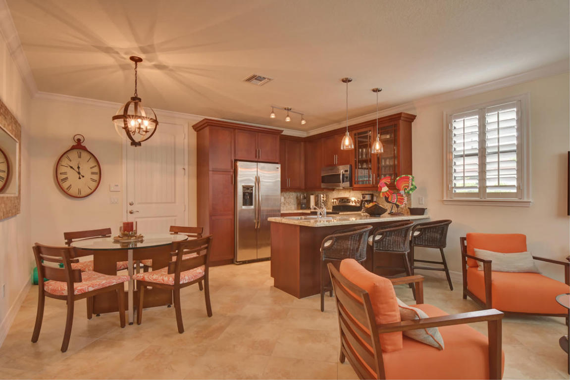 Barefoot Beach Villas - Residential Lease