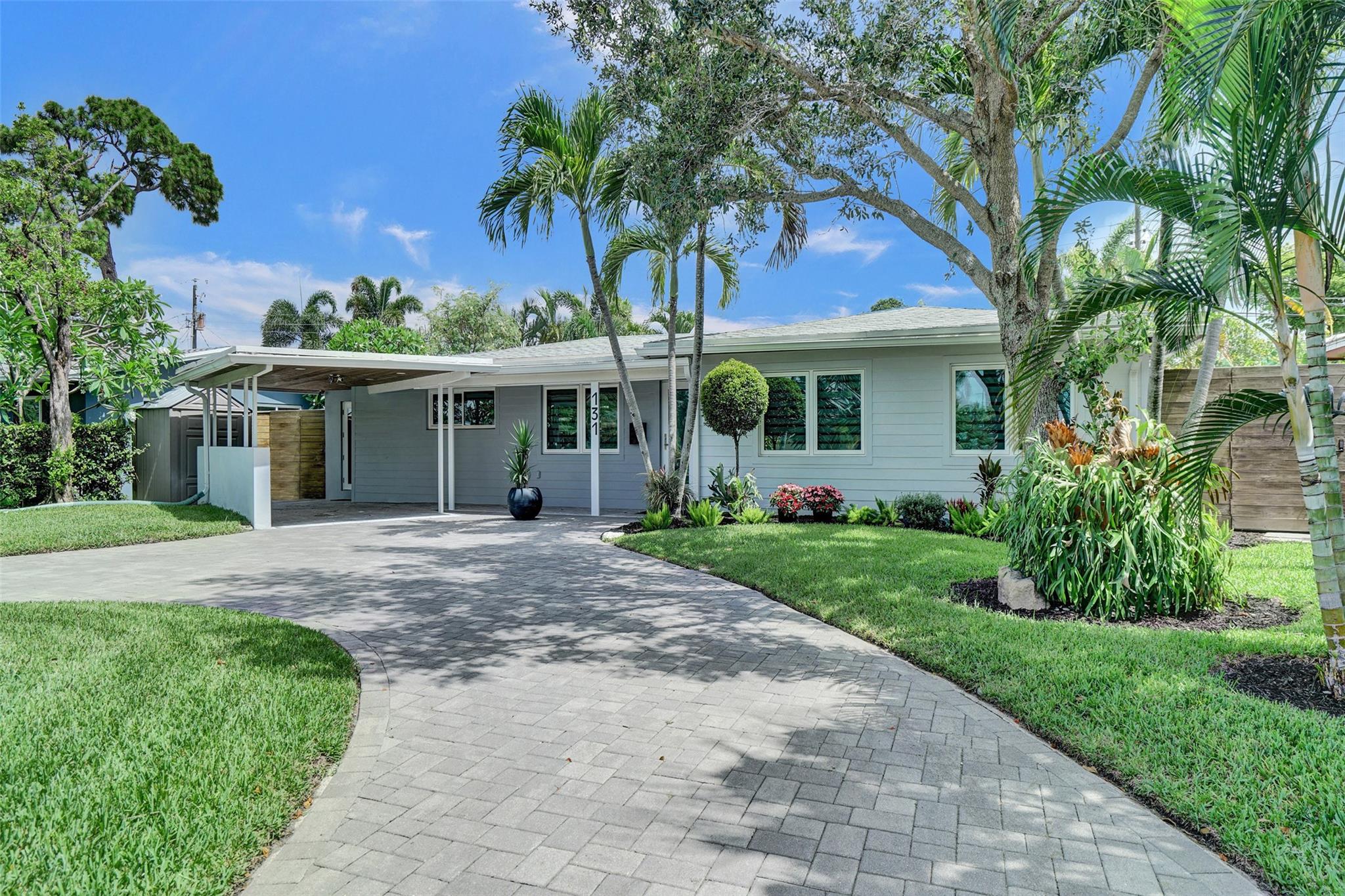 131 SE 8th St