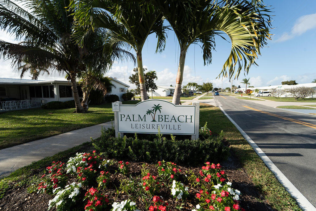 PALM BEACH LEISUREVILLE SEC 8 - Residential