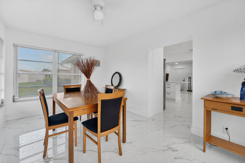 PALM BEACH LEISUREVILLE SEC 8 - Residential