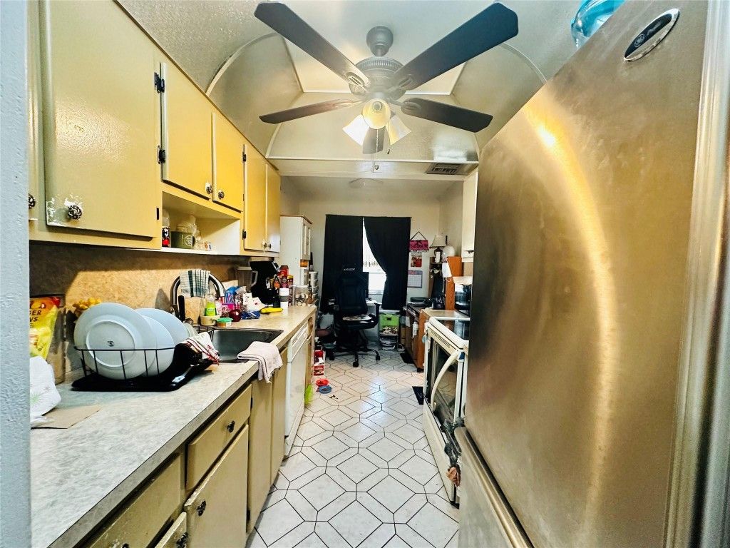 Photo of 3070 NW 48th Terrace #307, Lauderdale Lakes, FL 33313 (MLS # F10514711)