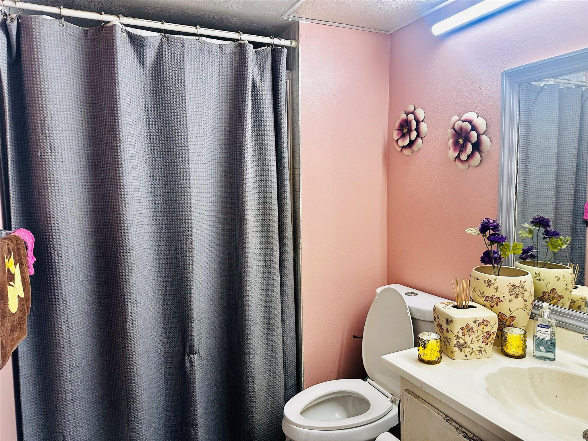 CYPRESS CHASE CONDO NO. 5 - Residential