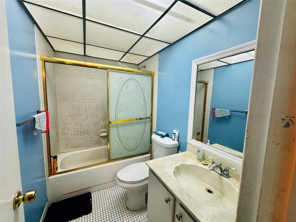 CYPRESS CHASE CONDO NO. 5 - Residential