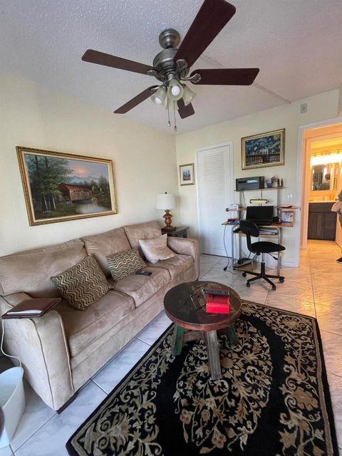 A home in Deerfield Beach