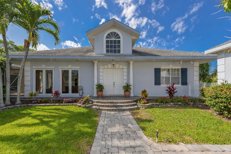 Exceptional rental opportunity in the desirable non-HOA community of Zeus Park in charming Hobe Sound. This private pool home sits on two lots and offers approximately 2,400 sq ft of living space with soaring ceilings and a bright, spacious feel throughout. The **large kitchen offers plenty of room with an eat-in area**, along with a **separate dining area** for more formal gatherings. The main level features 1,900 sq ft, while the 448 sq ft loft is ideal as a third bedroom, home office, or studio. Enjoy the **456 sq ft screened lanai overlooking the fenced yard and pool--perfect outdoor space for large gatherings**. A **deep detached two-car garage allows tandem parking and extra storage**. Beaches, playgrounds, and dining are within walking distance.  🏡