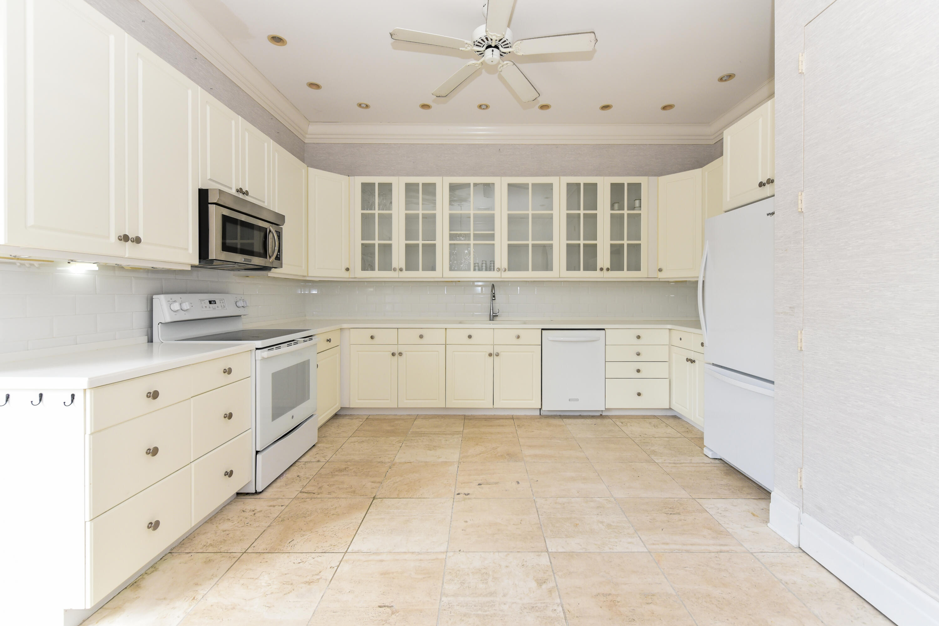 OLYMPIA/Zeus Park - Residential Lease