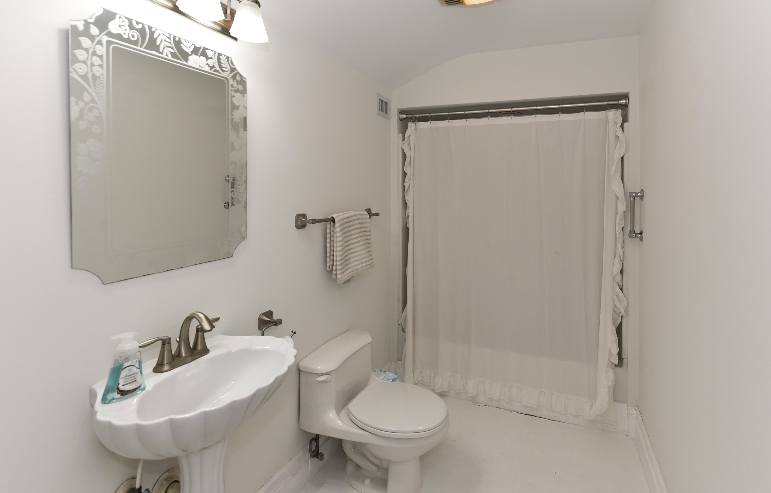 OLYMPIA/Zeus Park - Residential Lease