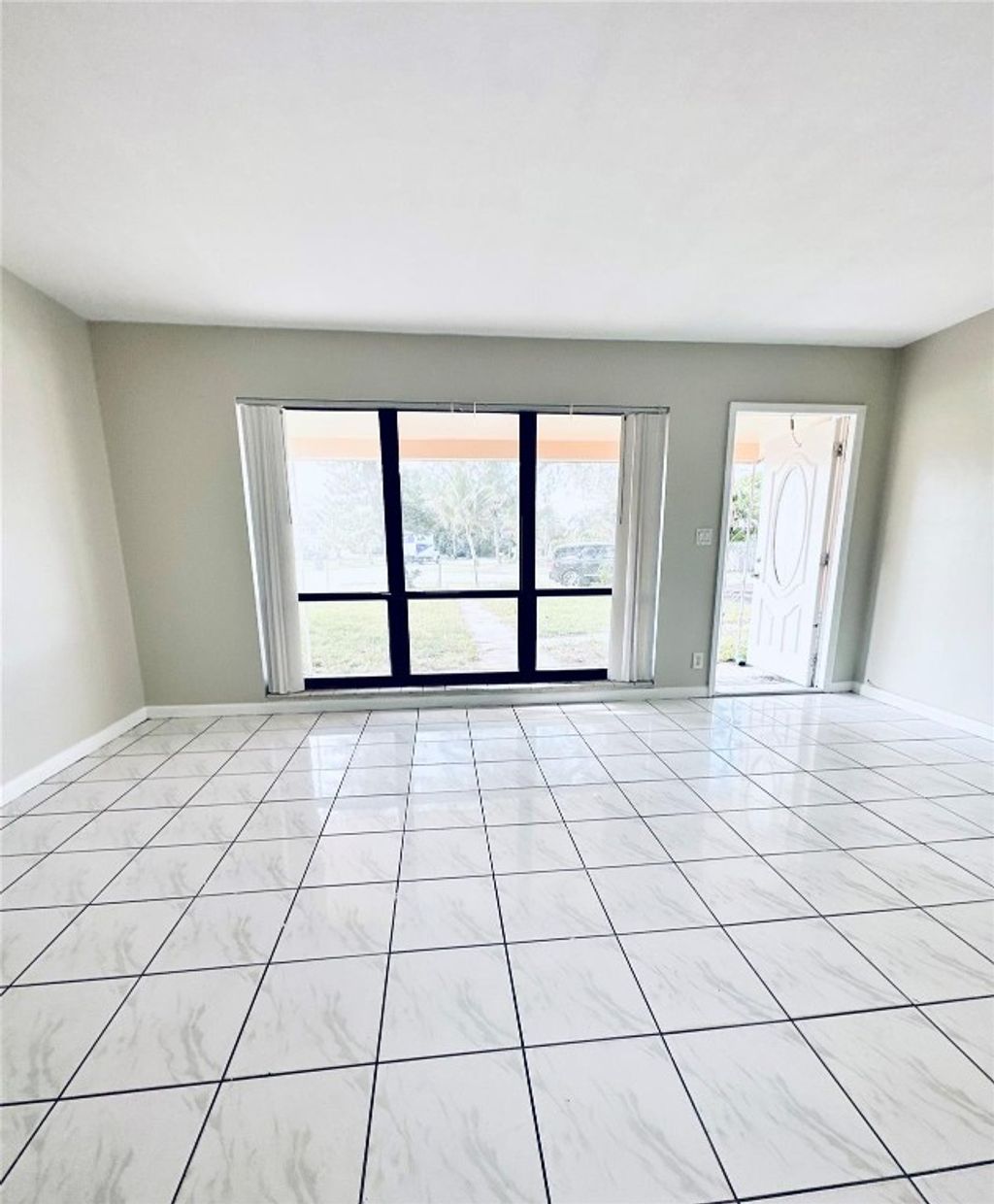Photo of 320 Kansas Avenue, Fort Lauderdale, FL 33312 (MLS # F10548264)