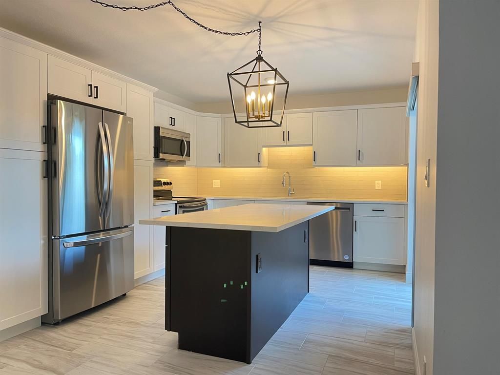 Photo of 3182 SE Brook Street, Stuart, FL 34997 (MLS # R10828453)