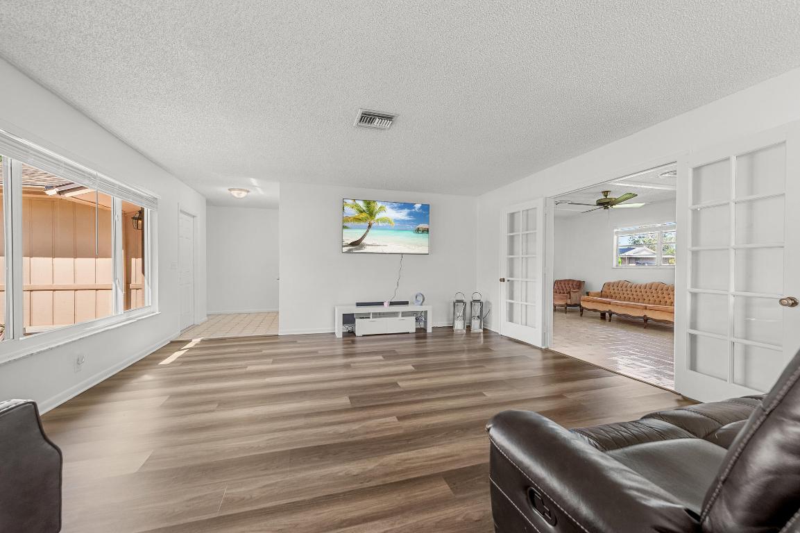 PORT ST LUCIE SECTION 25 - Residential