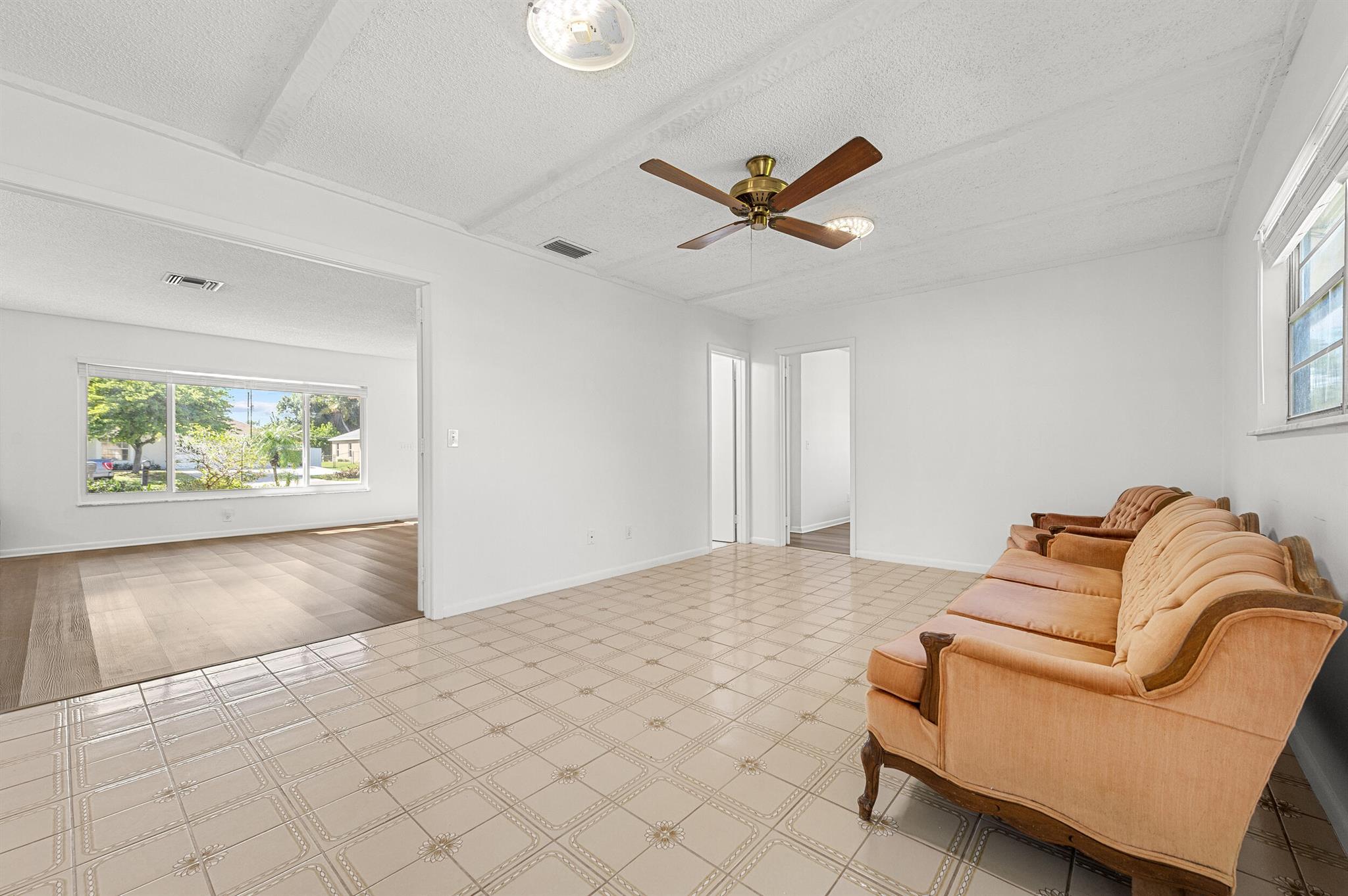 PORT ST LUCIE SECTION 25 - Residential