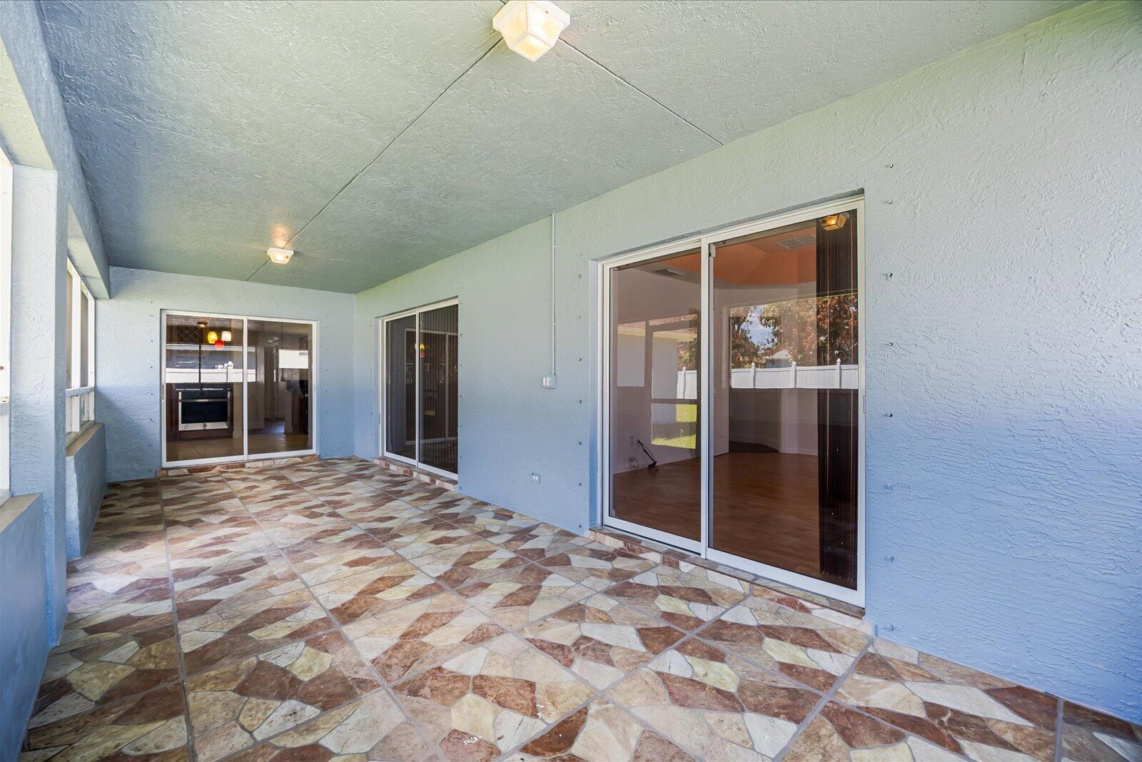 PORT ST LUCIE SECTION 17 - Residential