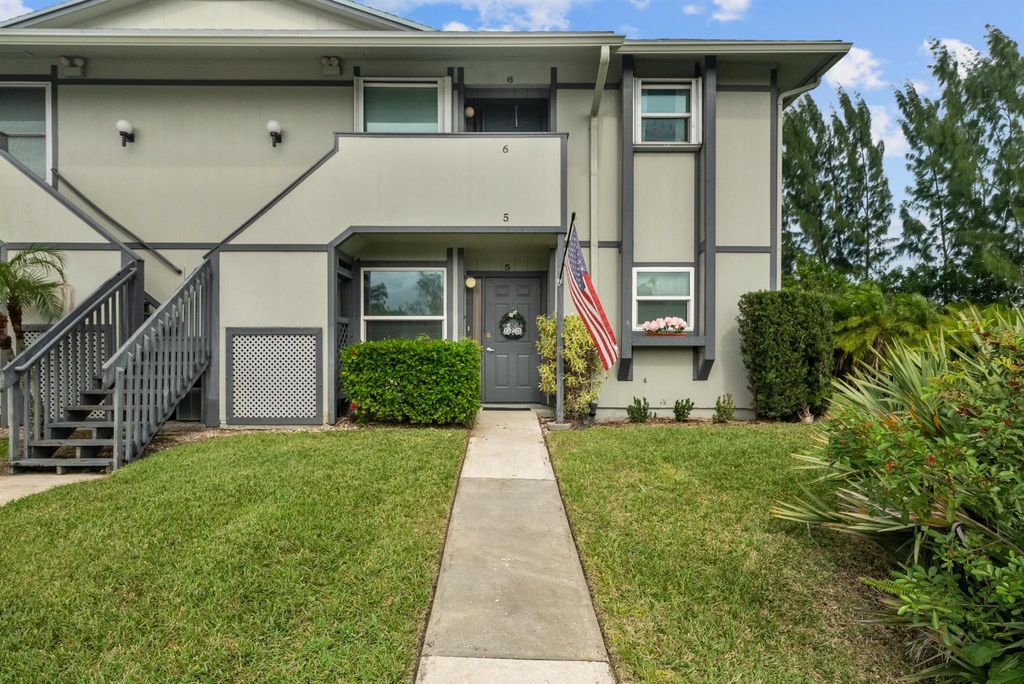 Photo of 8452 SE Croft Circle #G-5, Hobe Sound, FL 33455 (MLS # R10949519)