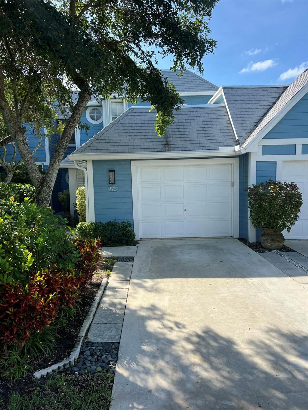 Photo of 512 Ocean Dunes Circle, Jupiter, FL 33477 (MLS # R11039389)
