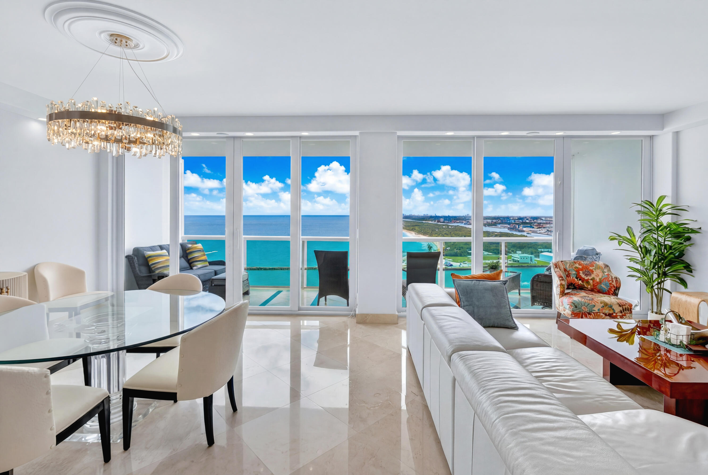 2100 S Ocean Lane 2507