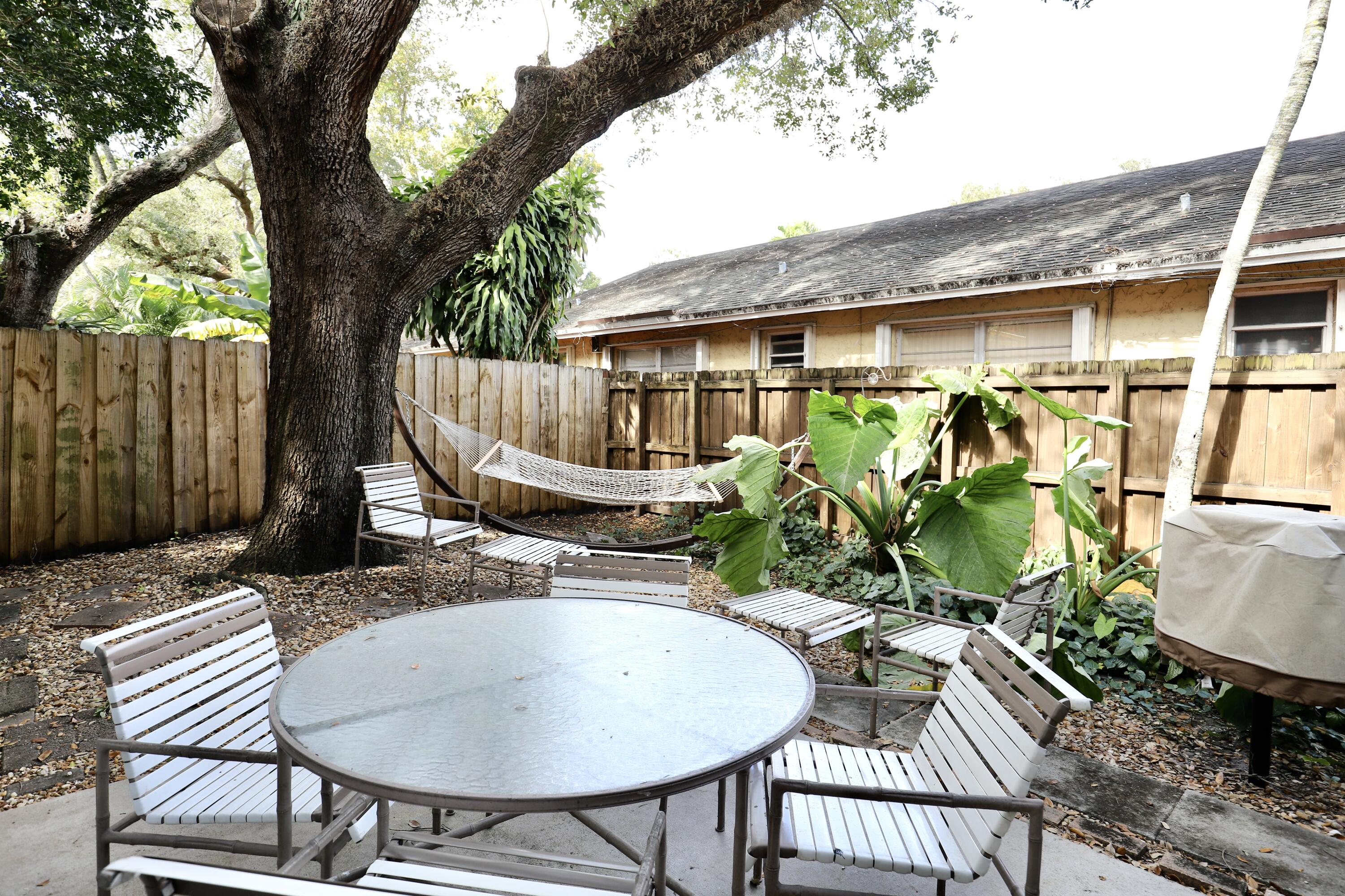 OSCEOLA PARK - Residential Income