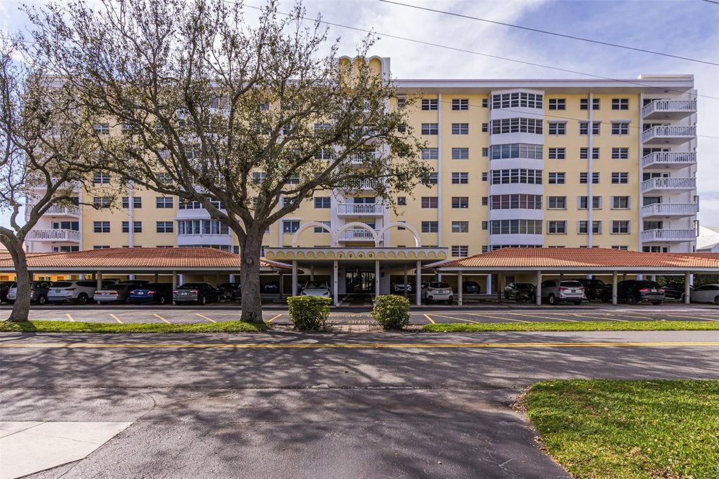 Photo of 2500 NE 48th Lane #609, Fort Lauderdale, FL 33308 (MLS # F10546377)