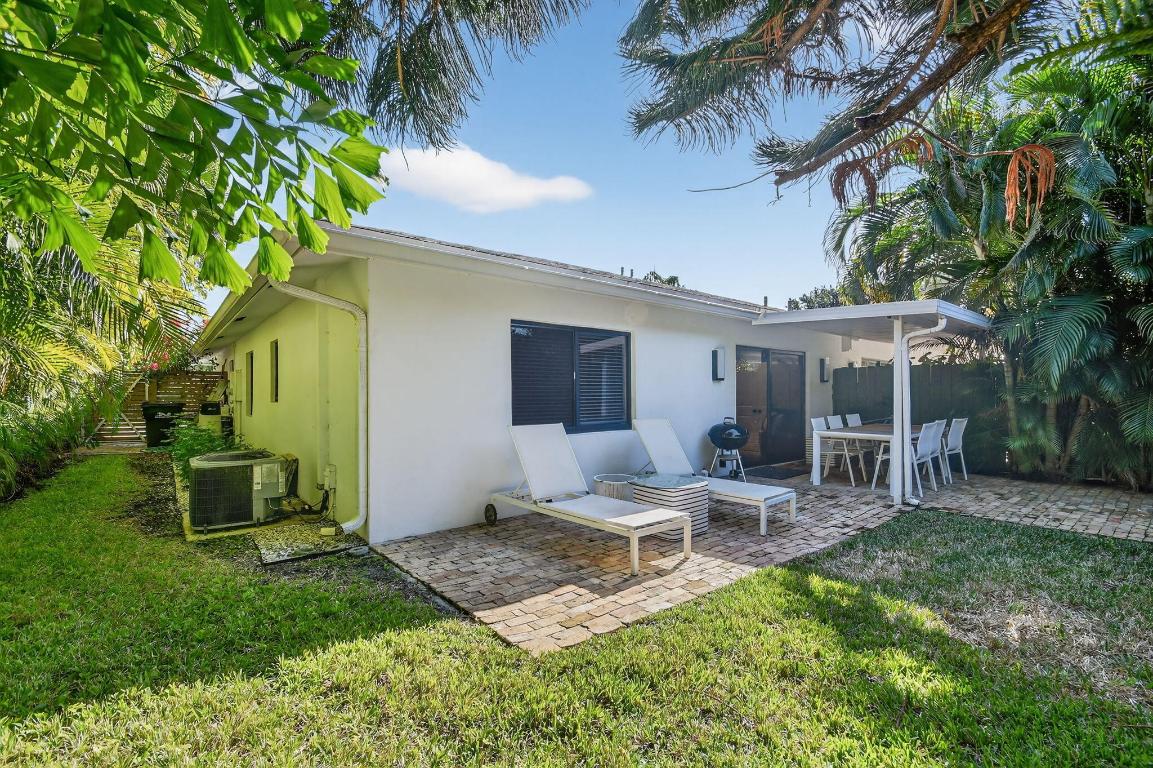 TROPIC ISLE 3RD SEC - Residential Lease