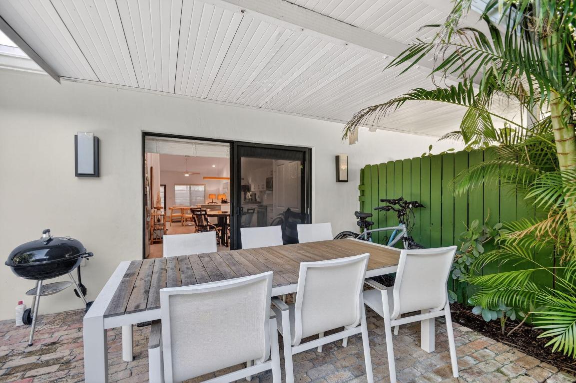 TROPIC ISLE 3RD SEC - Residential Lease