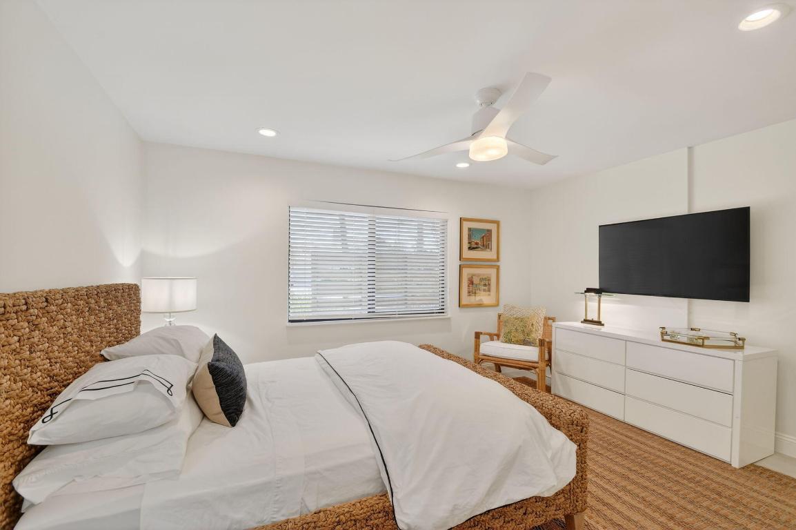 TROPIC ISLE 3RD SEC - Residential Lease