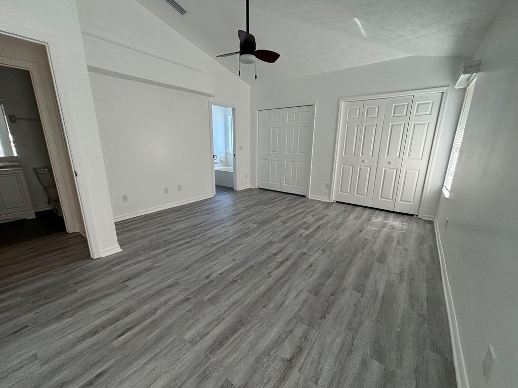 Photo of 258 SE Grove Avenue, Port Saint Lucie, FL 34983 (MLS # R10967678)