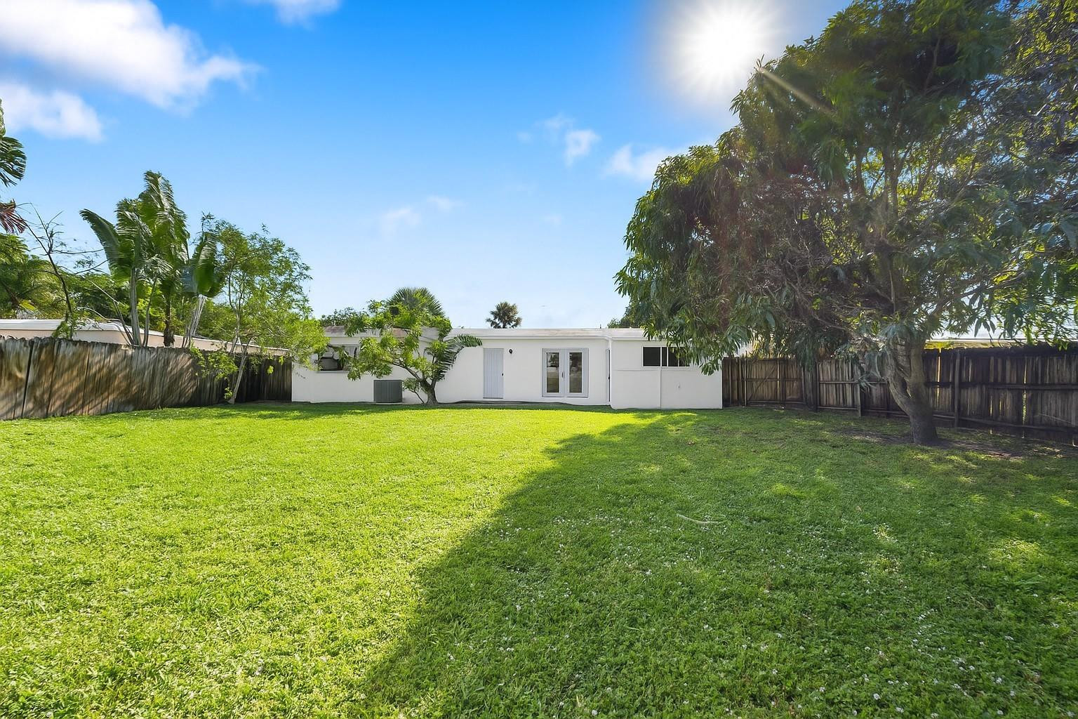 BOULEVARD ESTATES AMEN - Residential