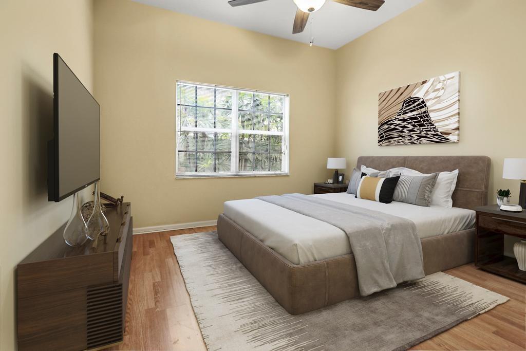 Petite - Residential