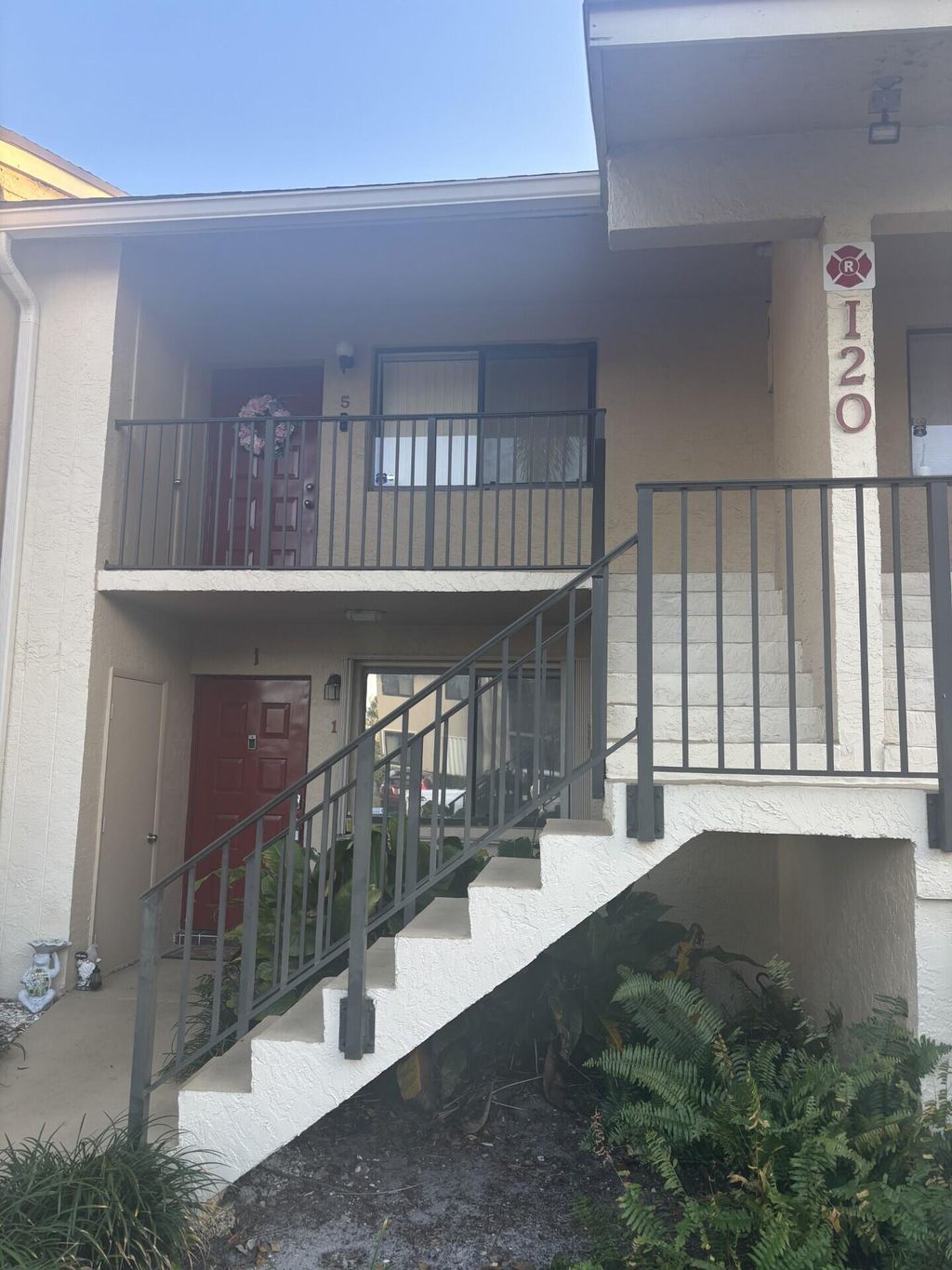 Photo of 110 SE 7th St- Unit 5 Bldg 110 St, Deerfield Beach, FL 33441 (MLS # R11165071)