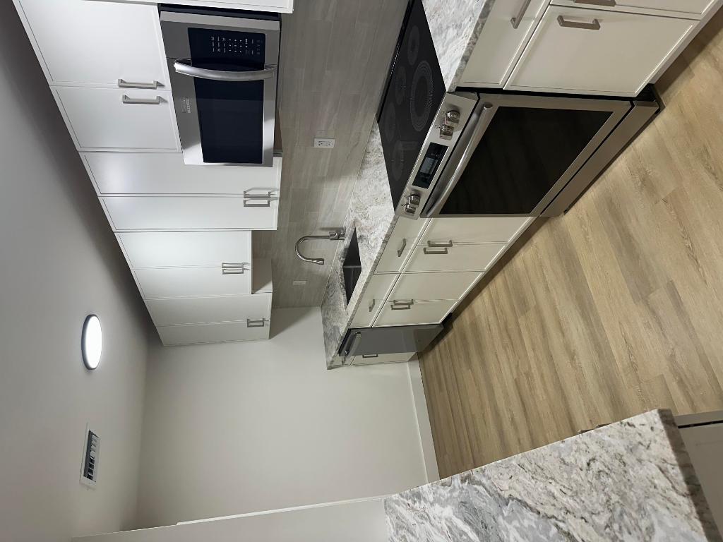 SOUTH SHORE 4 OF WELLINGTON - Residential Income