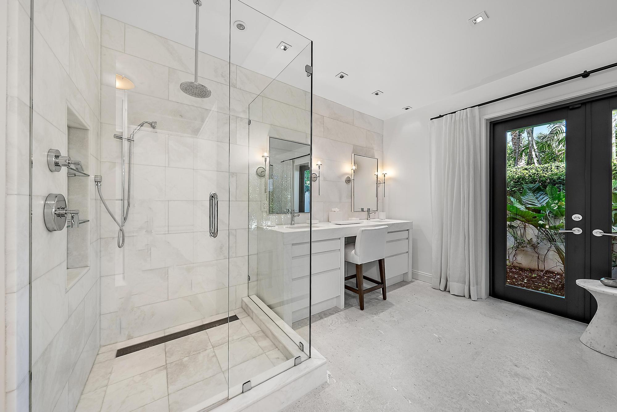 WOODS LANDING PL 3 IN - Residential