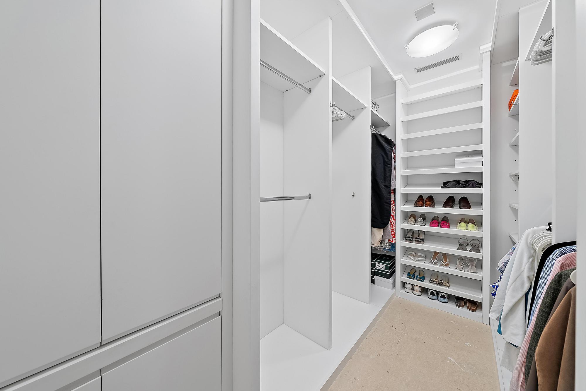 WOODS LANDING PL 3 IN - Residential