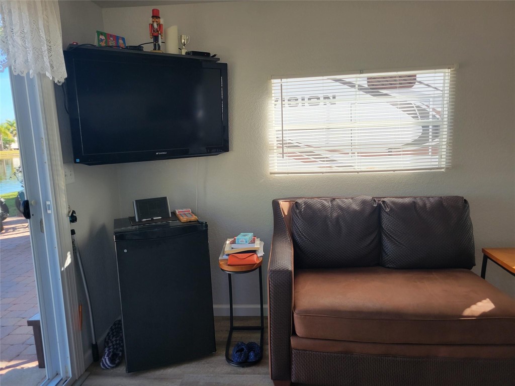 Silver Palms Rv Resort - Land