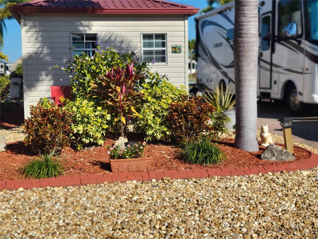 Silver Palms Rv Resort - Land