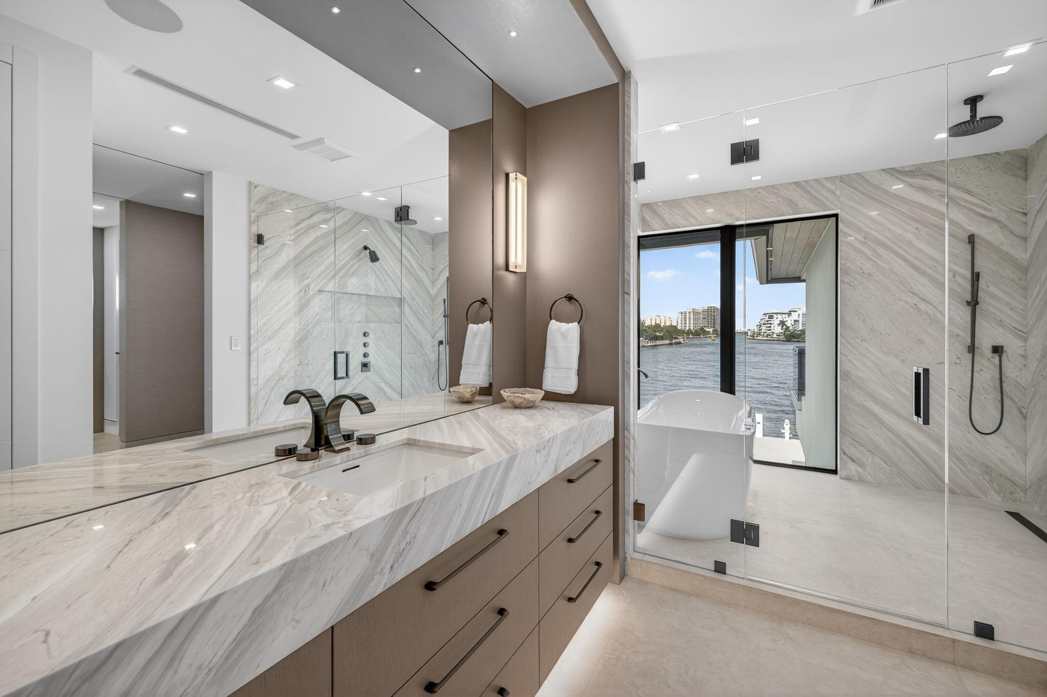 SEA ISLAND - Residential